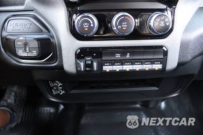 2025 Ram 2500 Tradesman Crew Cab Long Bed - zdjęcie 36 z 50 - miniatura
