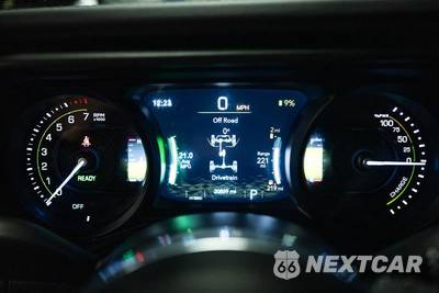 2025 Jeep Wrangler 4xe 4 Door Sahara - zdjęcie 16 z 28 - miniatura