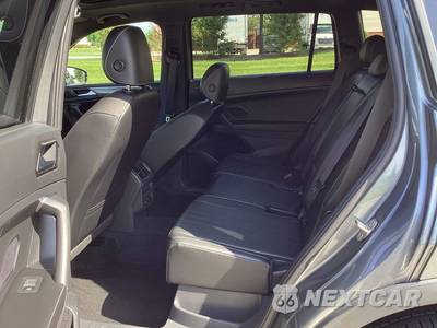 2022 Volkswagen Tiguan SE R-Line Black - zdjęcie 10 z 18 - miniatura