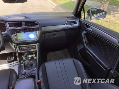 2022 Volkswagen Tiguan SE R-Line Black - zdjęcie 14 z 18 - miniatura