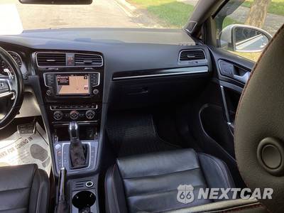 2017 Volkswagen Golf GTI SE Hatchback - zdjęcie 14 z 18 - miniatura
