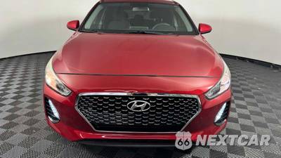2019 Hyundai Elantra GT Hatchback - zdjęcie 10 z 28 - miniatura