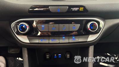 2019 Hyundai Elantra GT Hatchback - zdjęcie 21 z 28 - miniatura