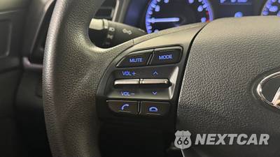 2020 Hyundai Elantra SE Sedan - zdjęcie 17 z 30 - miniatura