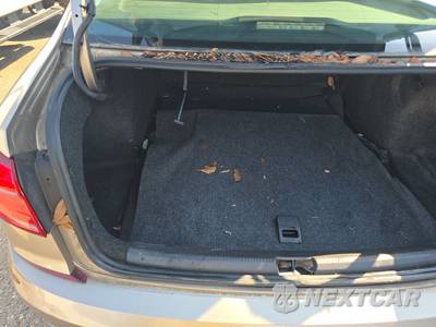 2016 Volkswagen Passat 1.8T SE - zdjęcie 16 z 50 - miniatura