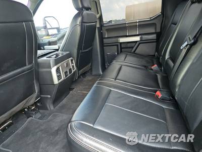 2021 Ford Super Duty F-250 Lariat Crew Cab Medium Bed - zdjęcie 13 z 34 - miniatura