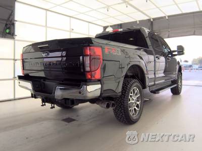 2021 Ford Super Duty F-250 Lariat Crew Cab Medium Bed - zdjęcie 4 z 34 - miniatura