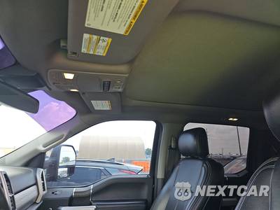 2021 Ford Super Duty F-250 Lariat Crew Cab Medium Bed - zdjęcie 17 z 34 - miniatura