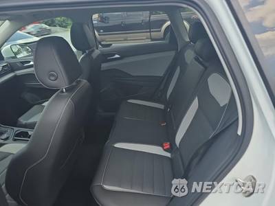 2023 Volkswagen Taos SEL - zdjęcie 10 z 15 - miniatura