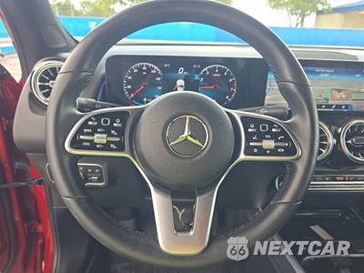 2022 Mercedes-Benz GLB 250 4MATIC - zdjęcie 10 z 19 - miniatura