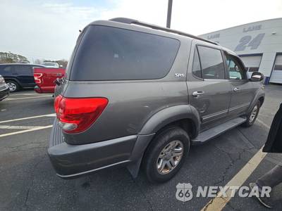2005 Toyota Sequoia SR5 - zdjęcie 4 z 14 - miniatura