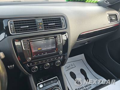 2017 Volkswagen Jetta GLI - zdjęcie 11 z 37 - miniatura