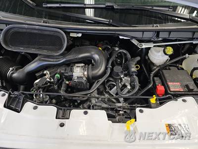 2025 Ford Transit 250 Cargo Van Low Roof 130.0" WB - zdjęcie 14 z 30 - miniatura