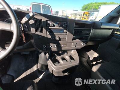 2025 GMC Savana 2500 Cargo Van 1WT 135.0" WB - zdjęcie 11 z 32 - miniatura
