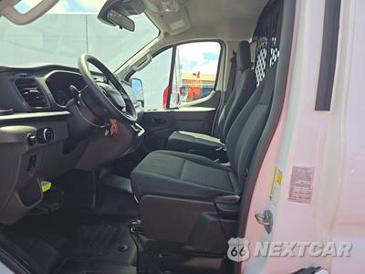 2025 Ford Transit 250 Cargo Van Low Roof 130.0" WB - zdjęcie 7 z 30 - miniatura