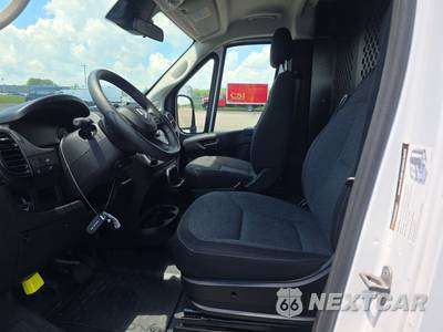 2025 Ram ProMaster 2500 Cargo Van Tradesman w/Passenger Seat Low Roof 136.0" WB - zdjęcie 7 z 22 - miniatura