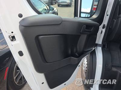 2025 Ram ProMaster 2500 Cargo Van Tradesman w/Passenger Seat Low Roof 136.0" WB - zdjęcie 9 z 22 - miniatura