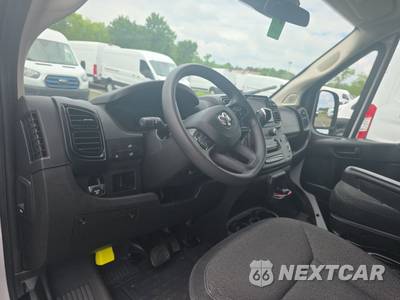 2025 Ram ProMaster 2500 Cargo Van Tradesman w/Passenger Seat Low Roof 136.0" WB - zdjęcie 11 z 27 - miniatura