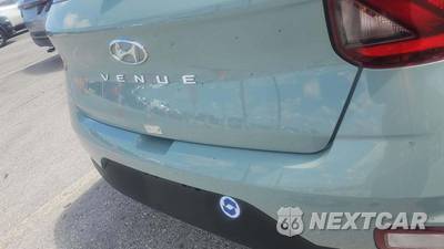 2025 Hyundai Venue SEL - zdjęcie 27 z 27 - miniatura