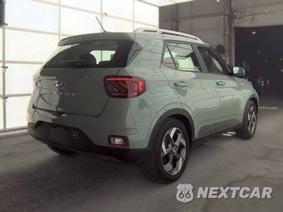 2025 Hyundai Venue SEL - zdjęcie 5 z 27 - miniatura