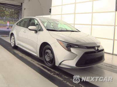 2026 Toyota Corolla LE Sedan - zdjęcie 3 z 34 - miniatura