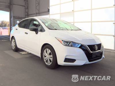 2020 Nissan Versa S - zdjęcie 3 z 31 - miniatura