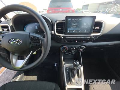 2026 Hyundai Venue SE - zdjęcie 11 z 22 - miniatura