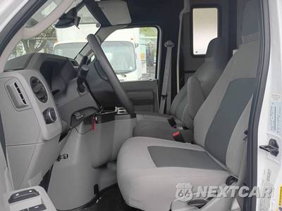 2026 Ford E-350 Cutaway DRW - zdjęcie 23 z 46 - miniatura