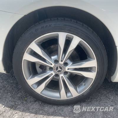 2018 Mercedes-Benz C-Class C 300 - zdjęcie 19 z 55 - miniatura