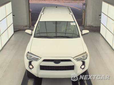 2017 Toyota 4Runner SR5 - zdjęcie 2 z 25 - miniatura