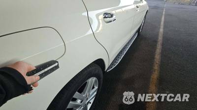 2013 Mercedes-Benz GL 450 4MATIC - zdjęcie 43 z 53 - miniatura