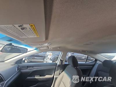 2018 Hyundai Elantra SE Sedan - zdjęcie 17 z 24 - miniatura
