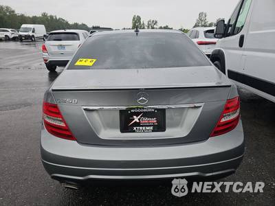 2013 Mercedes-Benz C 250 Sedan - zdjęcie 5 z 38 - miniatura