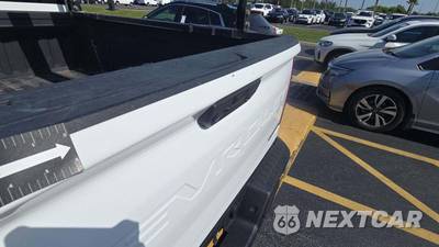 2024 Chevrolet Silverado 2500HD Custom Crew Cab Medium Bed 1CX - zdjęcie 26 z 33 - miniatura