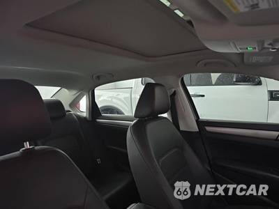 2021 Volkswagen Passat 2.0T SE - zdjęcie 19 z 20 - miniatura