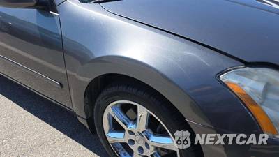 2005 Nissan Maxima 3.5 SE - zdjęcie 29 z 44 - miniatura