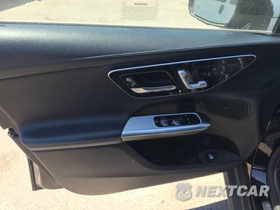 2023 Mercedes-Benz GLC 300 - zdjęcie 9 z 22 - miniatura