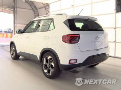 2025 Hyundai Venue SEL - zdjęcie 6 z 22 - miniatura