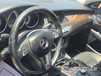 2012 Mercedes-Benz CLS 550 - zdjęcie 11 z 40 - miniatura