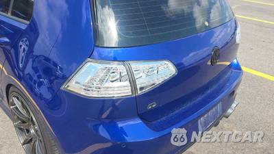2016 Volkswagen Golf R Hatchback w/DCC & Navigation - zdjęcie 32 z 35 - miniatura