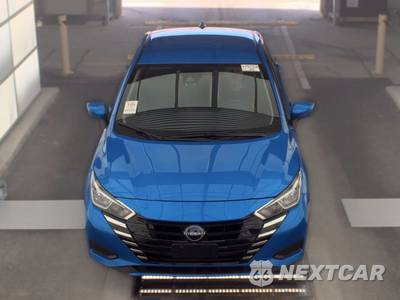 2024 Nissan Versa SV - zdjęcie 2 z 23 - miniatura