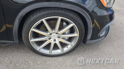 2015 Mercedes-Benz GLA 45 AMG 4MATIC - zdjęcie 32 z 35 - miniatura