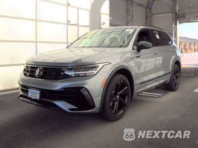 2023 Volkswagen Tiguan SE R-Line Black - zdjęcie 1 z 18 - miniatura