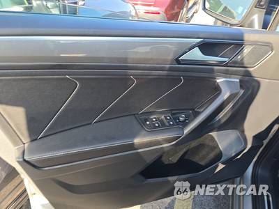 2023 Volkswagen Tiguan SE R-Line Black - zdjęcie 9 z 18 - miniatura