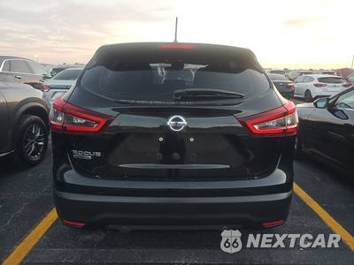 2020 Nissan Rogue Sport S - zdjęcie 5 z 17 - miniatura