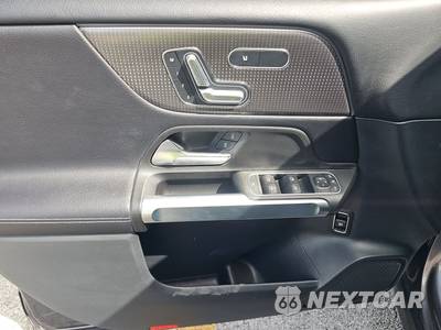 2022 Mercedes-Benz GLB 250 - zdjęcie 9 z 21 - miniatura
