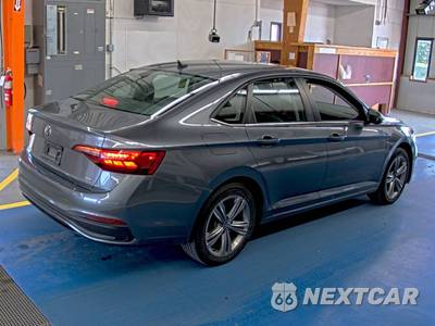 2022 Volkswagen Jetta SE - zdjęcie 4 z 32 - miniatura