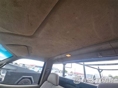 2000 Chevrolet C3500 HD Cab Chassis Regular Cab DRW - zdjęcie 16 z 35 - miniatura