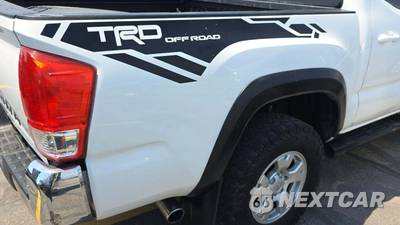 2019 Toyota Tacoma TRD Off-Road Crew Cab Medium Bed - zdjęcie 23 z 51 - miniatura
