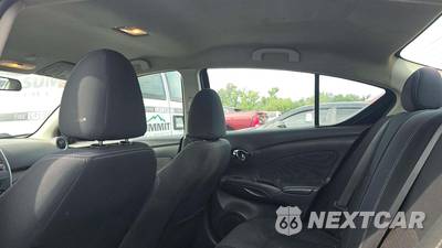 2016 Nissan Versa SV - zdjęcie 21 z 36 - miniatura